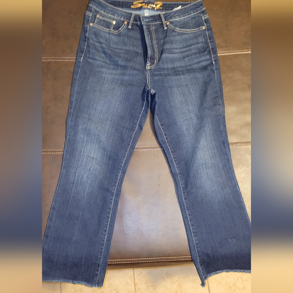 Classic Blue Women's High Waisted Cropped Jeans Size 12